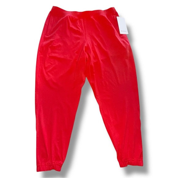NWT LULULEMON Adapted State Perforated HR Jogger - Red Glow Size 14 - Picture 2 of 15